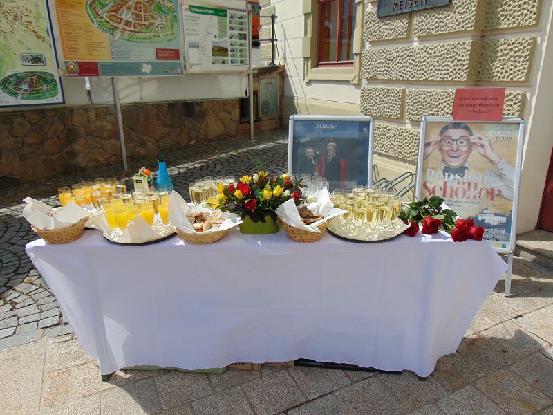 Standesamtliche Hochzeit von HFM Schwingenschlögl